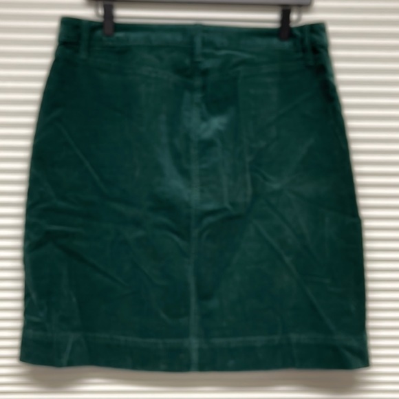 10 // Talbots Green Corduroy Mini Skirt - Picture 2 of 5